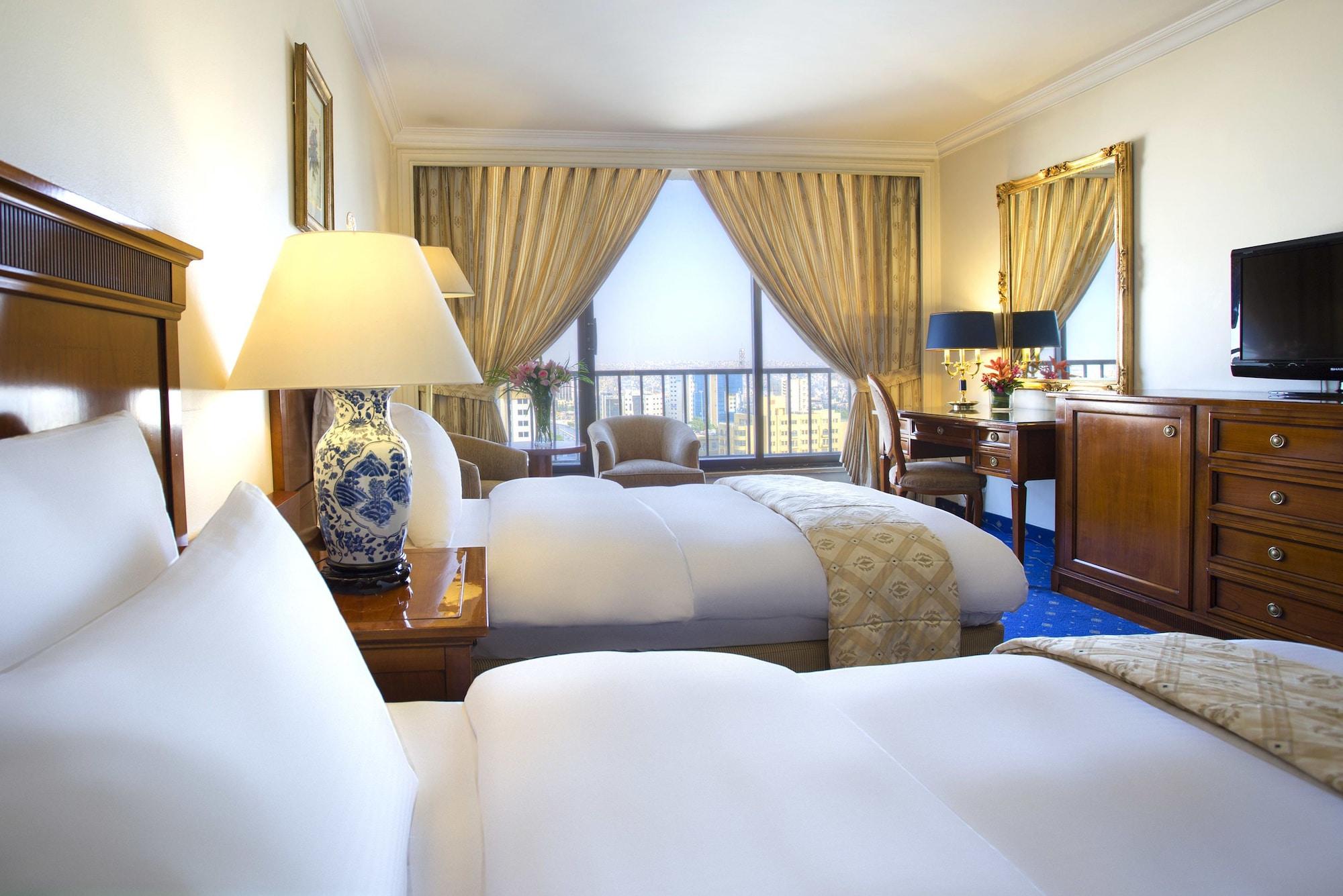 Regency Palace Амман Екстер'єр фото A room at the hotel