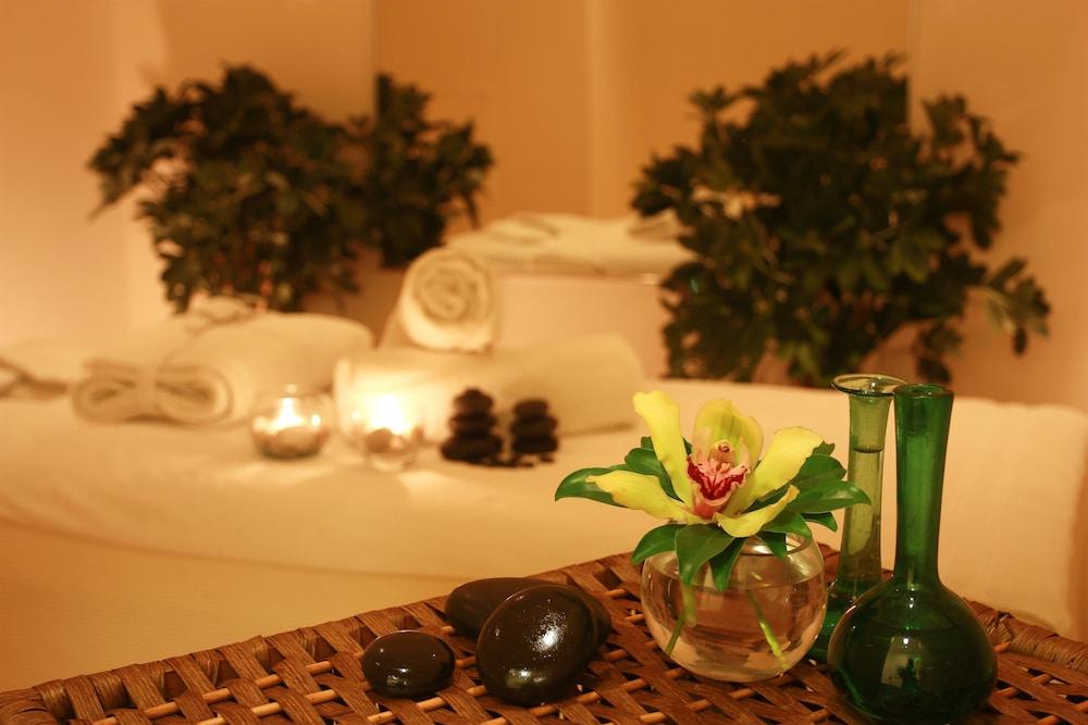 Regency Palace Амман Екстер'єр фото A spa
